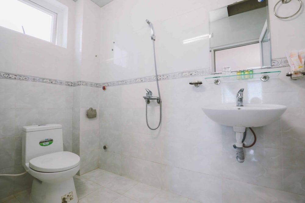 Queen Bee Hotel Container Double Room 5