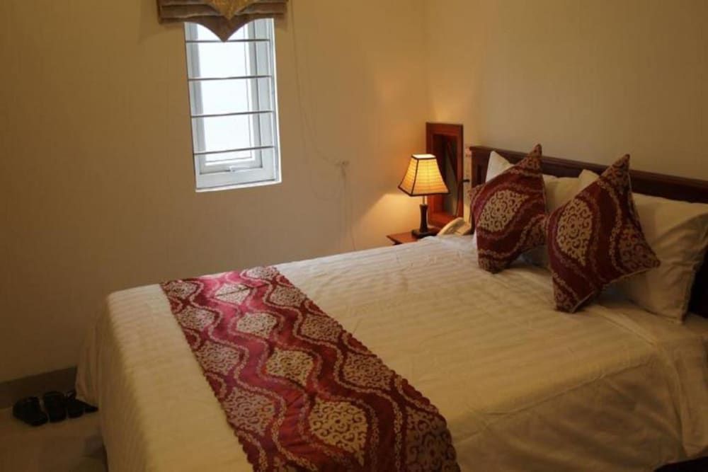 undefined Hung Thu Hotel 7