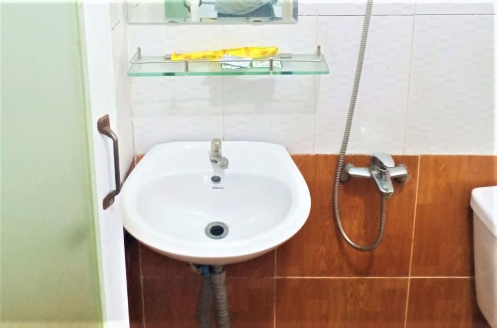 undefined Vu Nam Hung Hotel 10