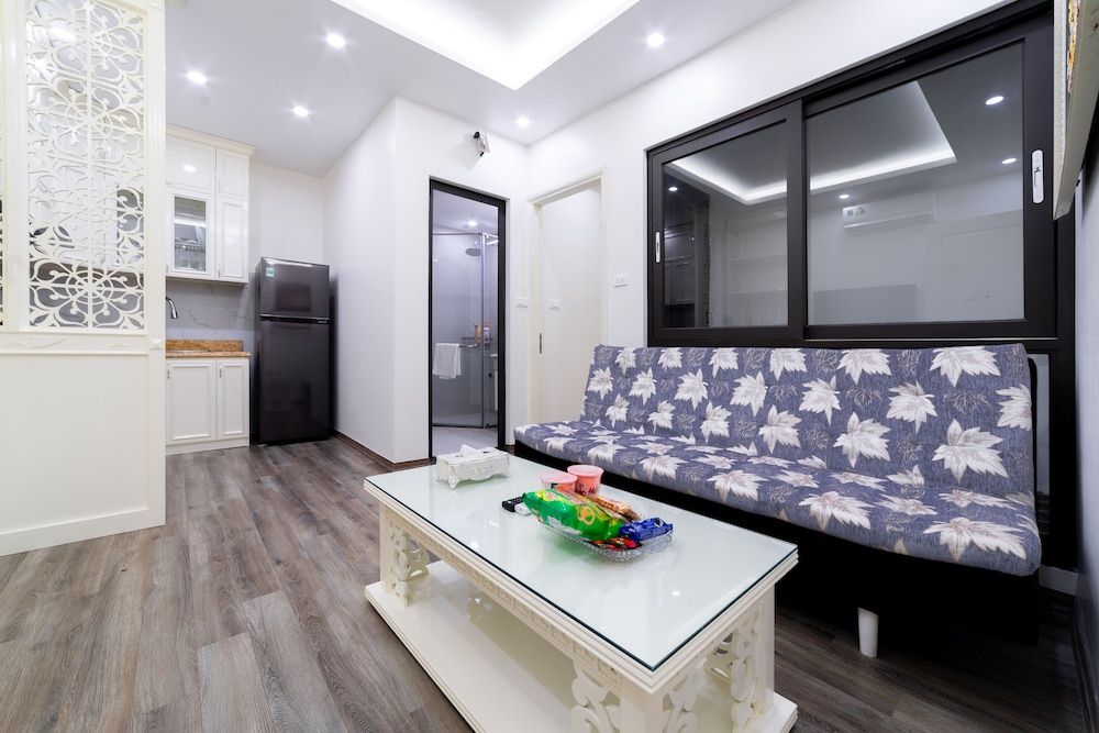 Rosy Apartment Nam Trung Yen Business Apartment 6