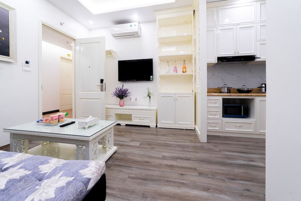 Rosy Apartment Nam Trung Yen Business Apartment 9