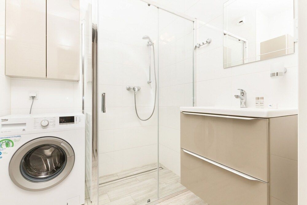 undefined Apartments Grudziadzka Gdansk by Renters 7