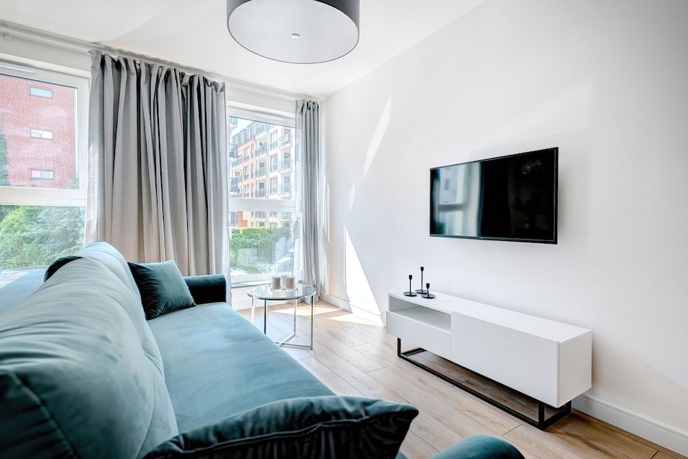 Sw. Barbary City Center by Renters Apartment, 1 Bedroom, Kitchen 9