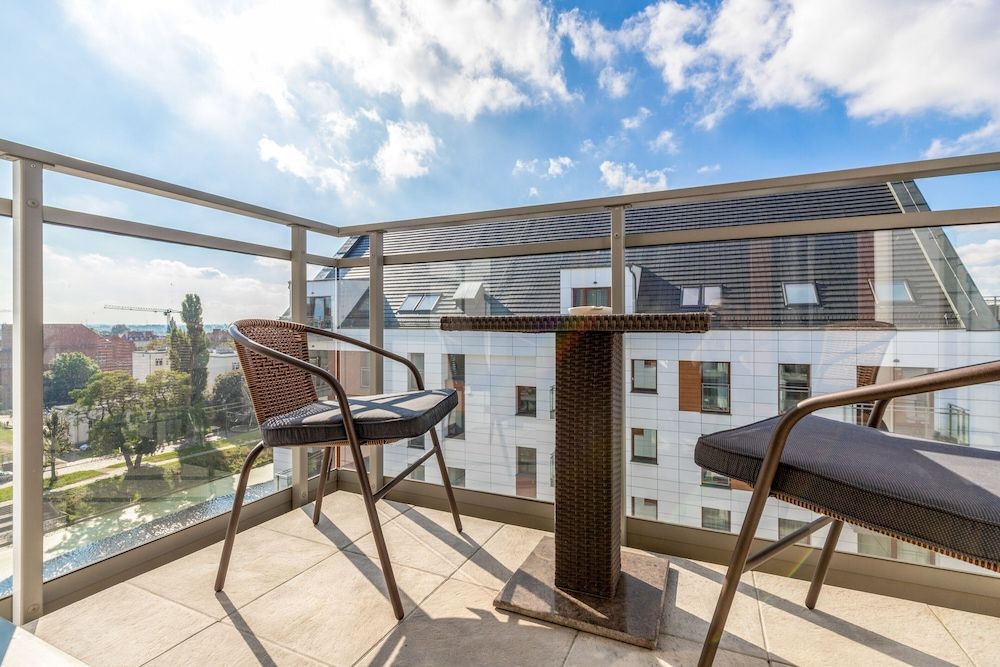 Apartment Gdansk Jaglana by Renters Apartment, 1 Bedroom, Balcony, Sea View 2