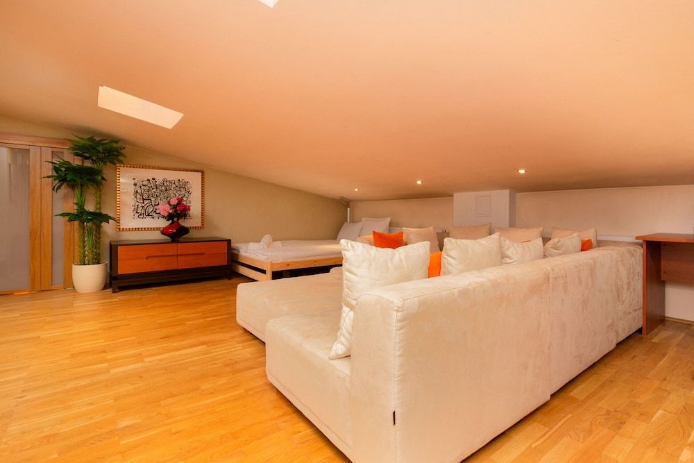 undefined Apartment Warsaw Plac Konstytucji 10