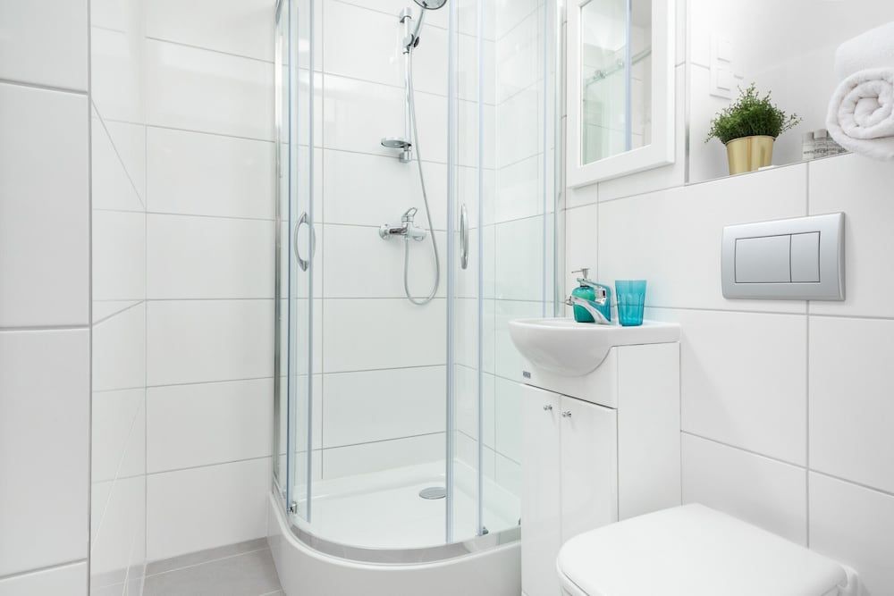 undefined Business Apartment Grzybowska by Renters 10
