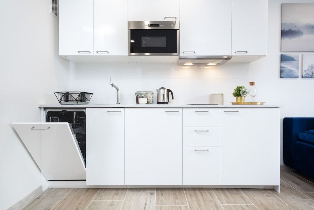 undefined Business Apartment Grzybowska by Renters 7