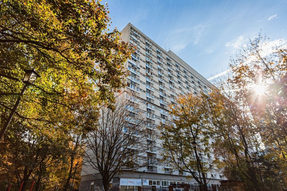 undefined Business Apartment Grzybowska by Renters 4