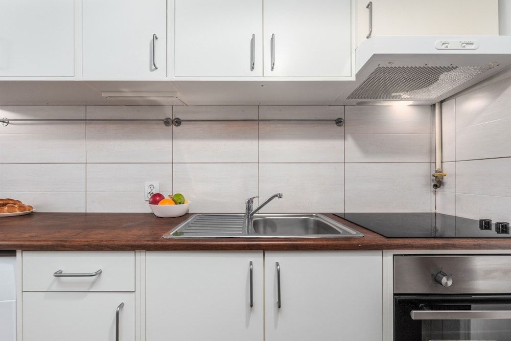 undefined Apartment Warsaw Chmielna 116 by Renters 2