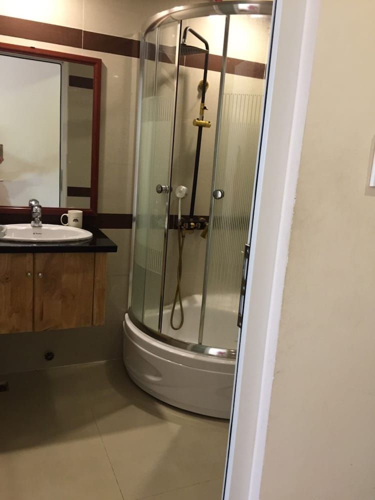 TVT Hotel Superior Quadruple Room 4