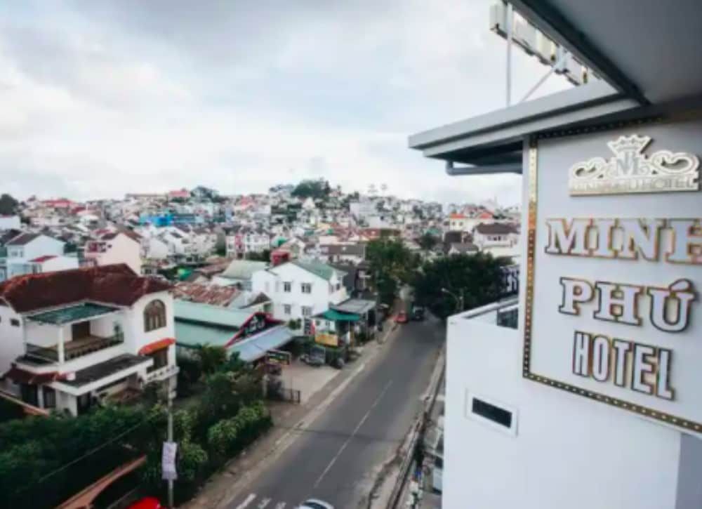 undefined Minh Phu Hotel 5