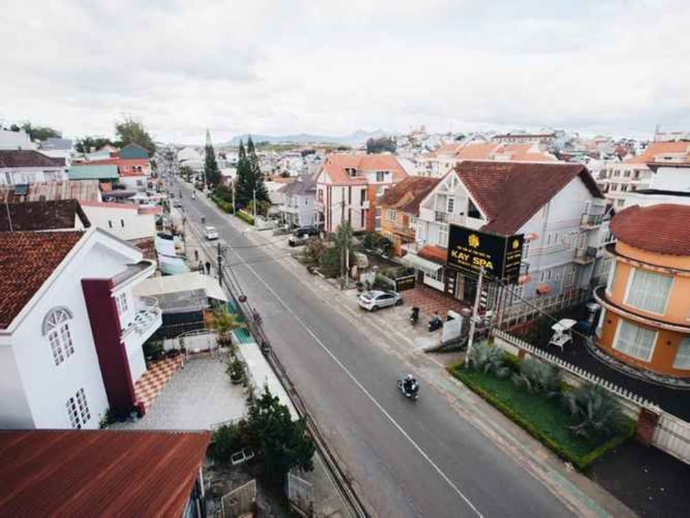 Minh Phu Hotel Superior Double Room 5