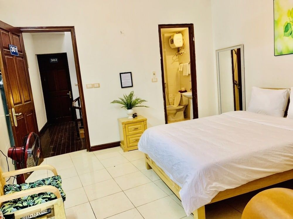 undefined Lumos Home 6