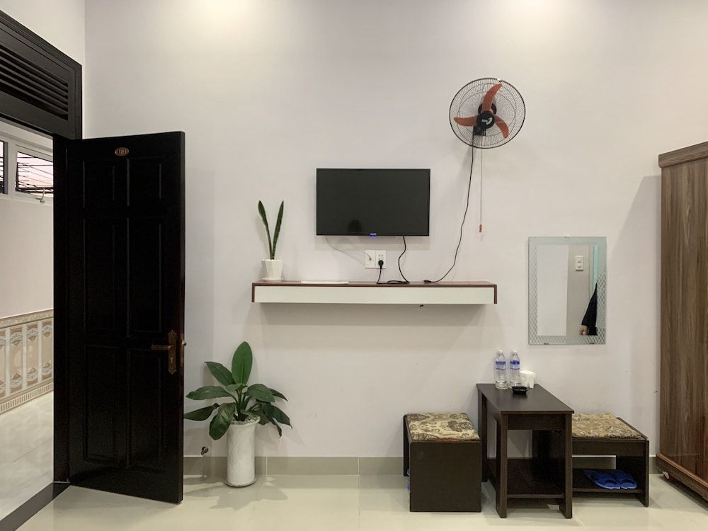 undefined Phuong Dung Hotel 9