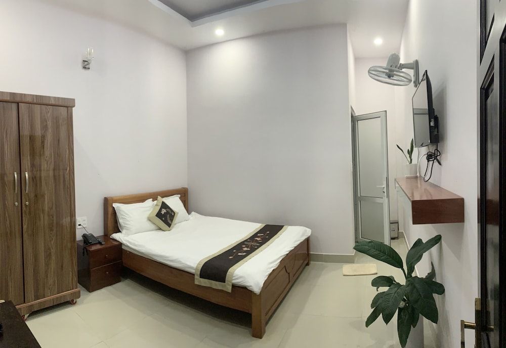 undefined Phuong Dung Hotel 2