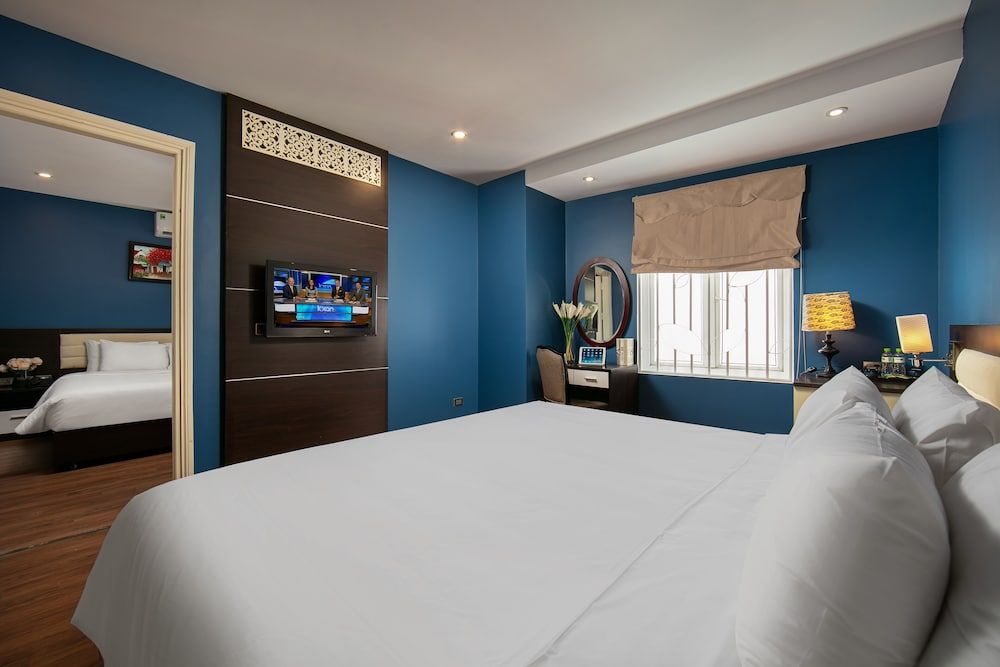 20 Hotel and Apartment Superior Double or Twin Room 4