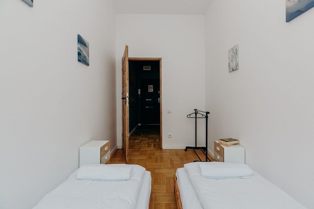 undefined ShortStayPoland Grzybowska B16 7