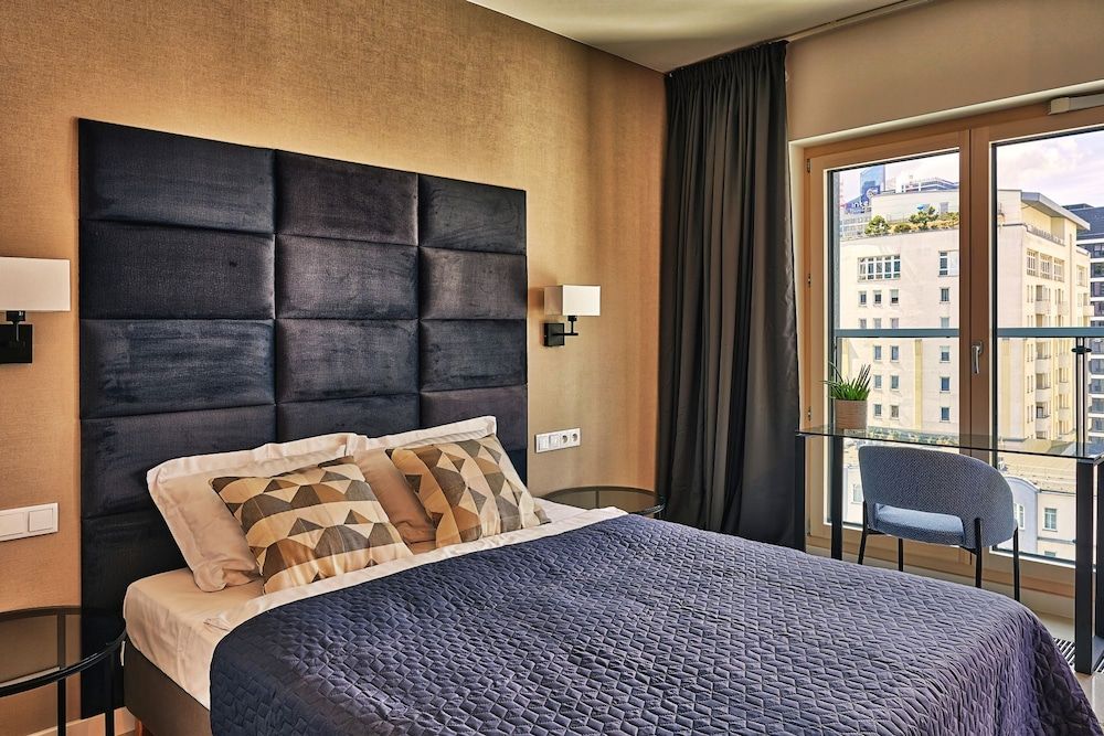 Mennica Residence Business Apartment 2