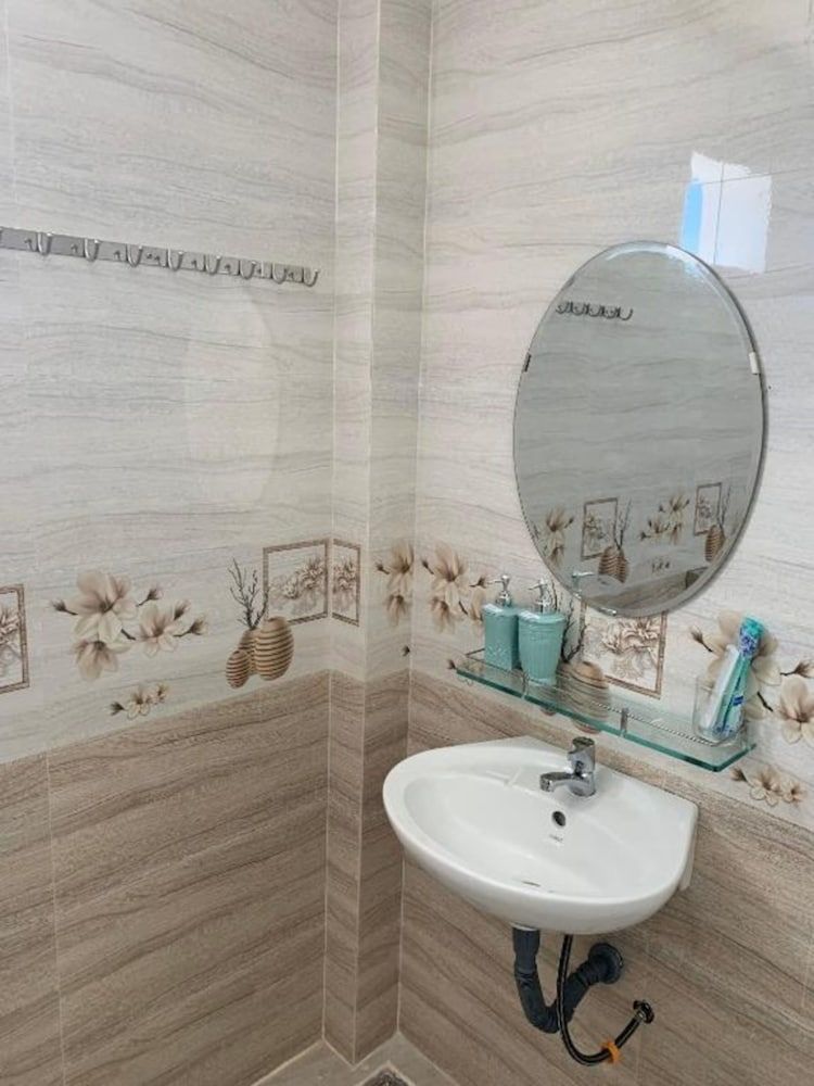 undefined Calais Hotel Villa 10