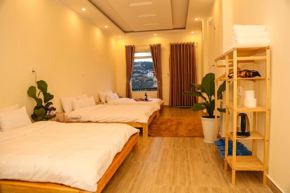 undefined Calais Hotel Villa 5