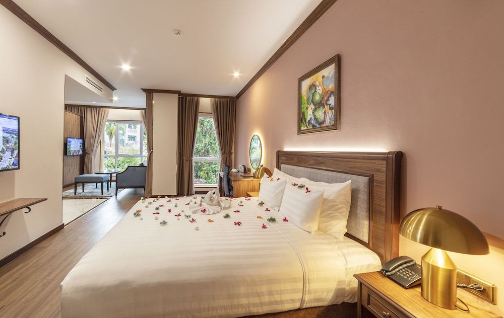 Executive Suite, 1 Queen Bed