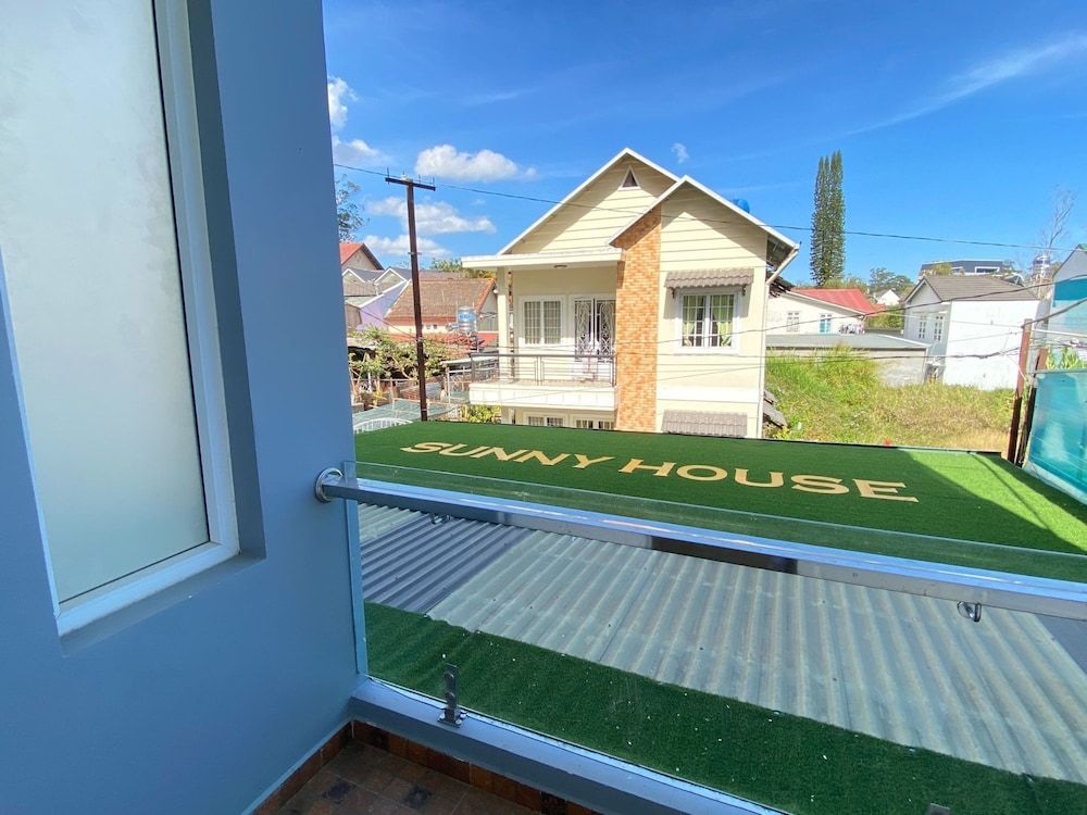 Sunny House Standard Family 4