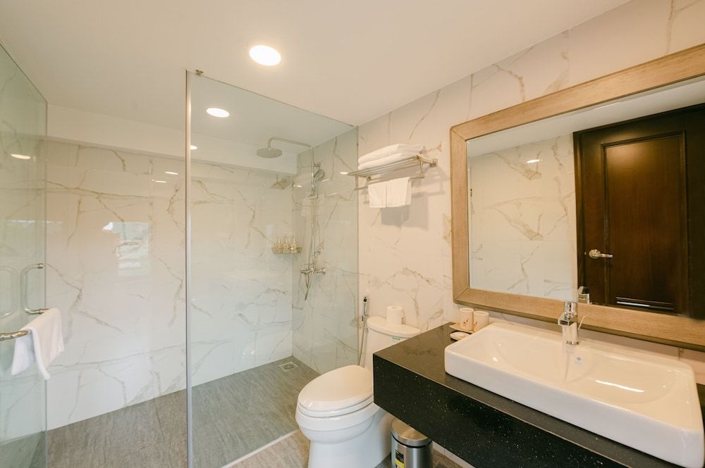 Hanoi Marigold Hotel Executive Double Room 5