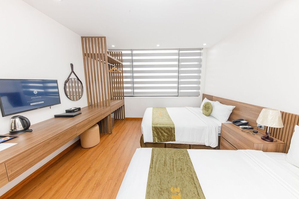 undefined 3T Hotel & Travel 2 3