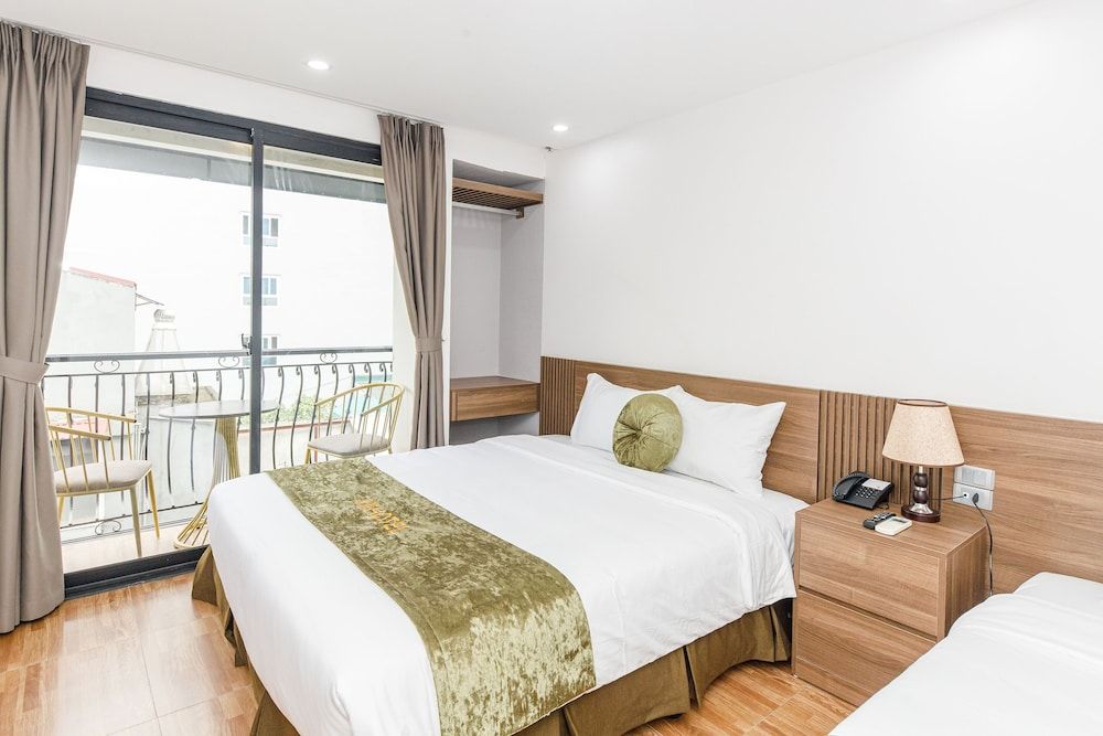 undefined 3T Hotel & Travel 2 8