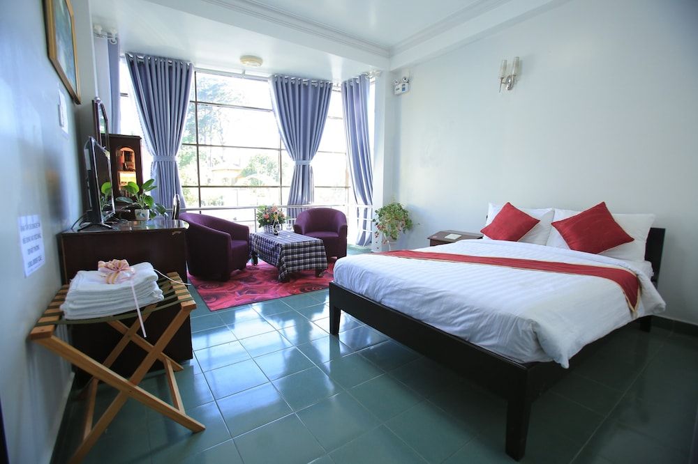 undefined Y Lan Hotel 4