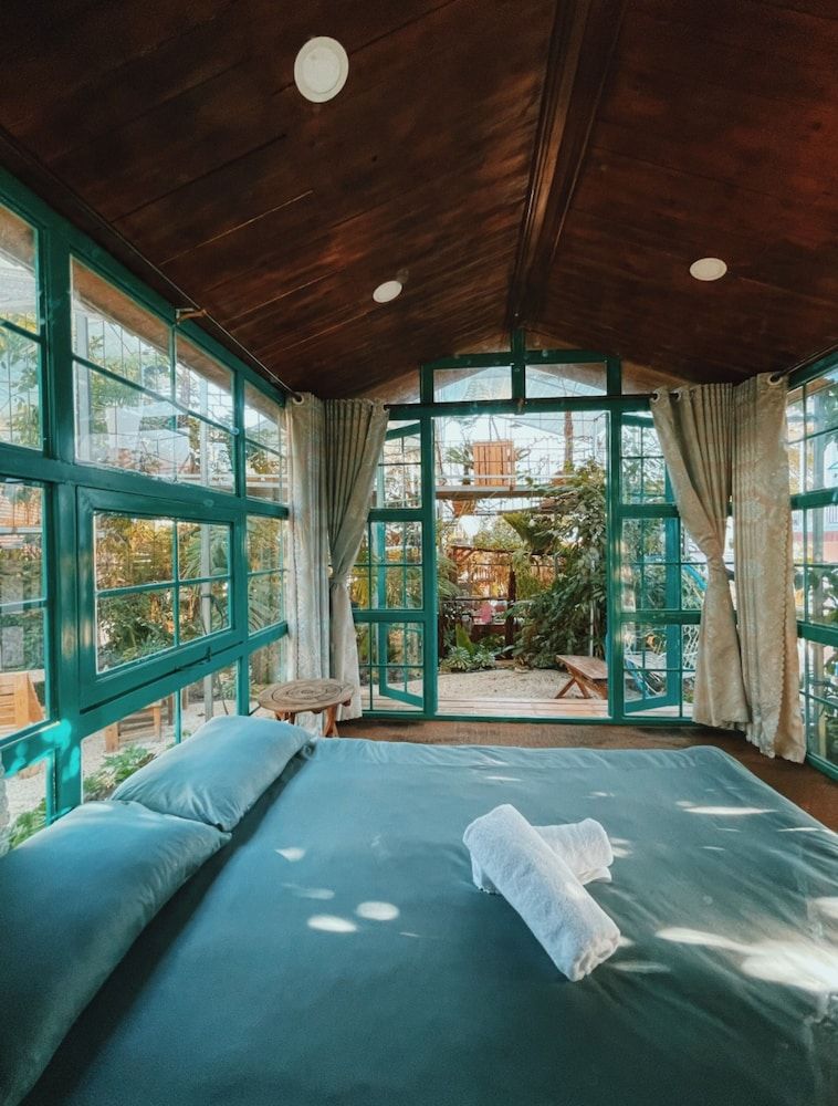 Tropical Garden Homestay Cosy Deluxe Double Room 2