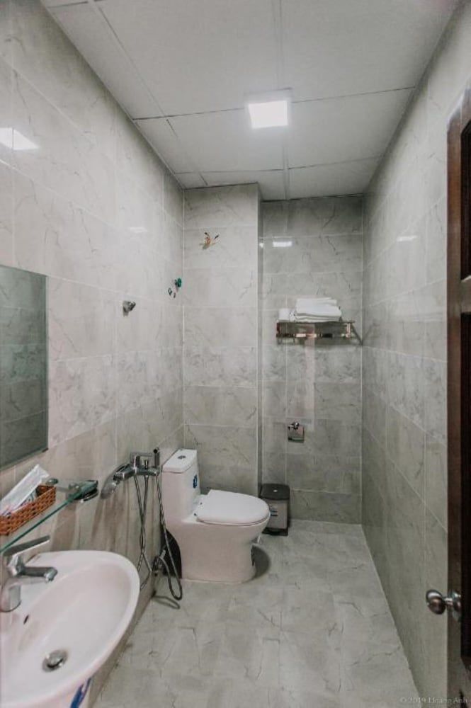 undefined Tuan Kiet Hotel 9