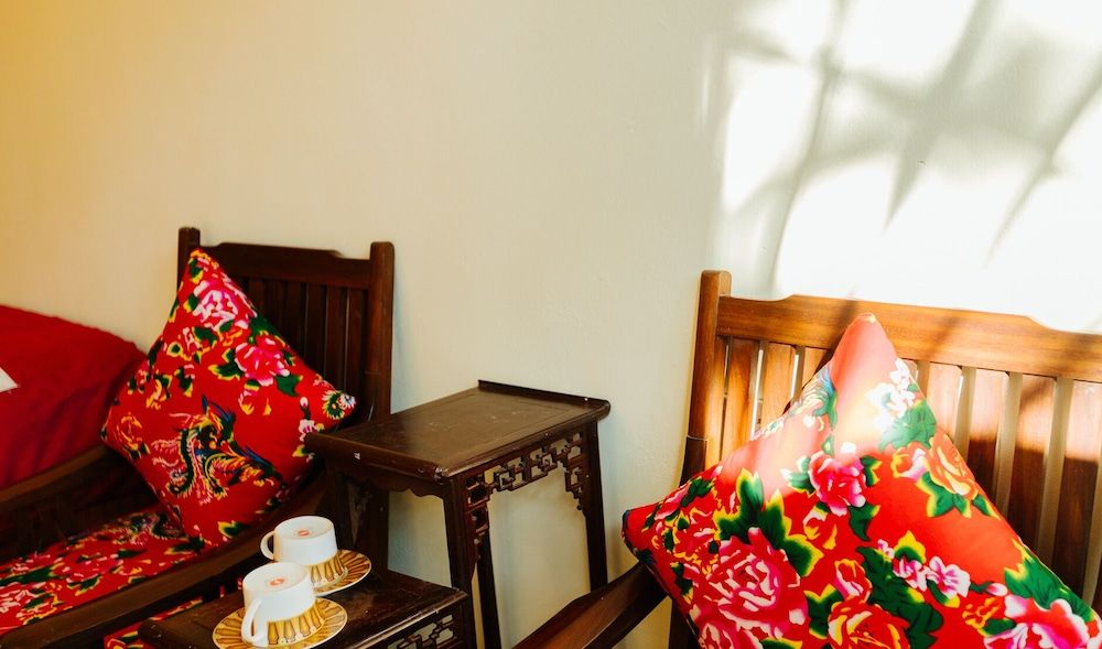 HoLo Conic House Hanoi Deluxe Double Room 10