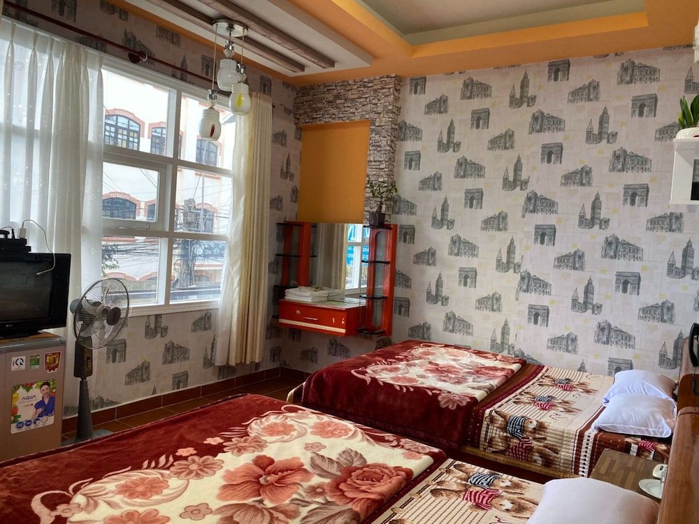 undefined Minh Van Hotel 7