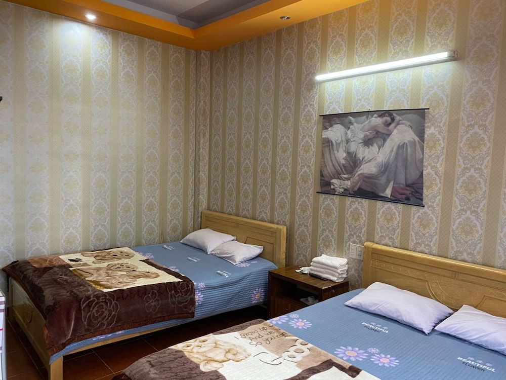 undefined Minh Van Hotel 2