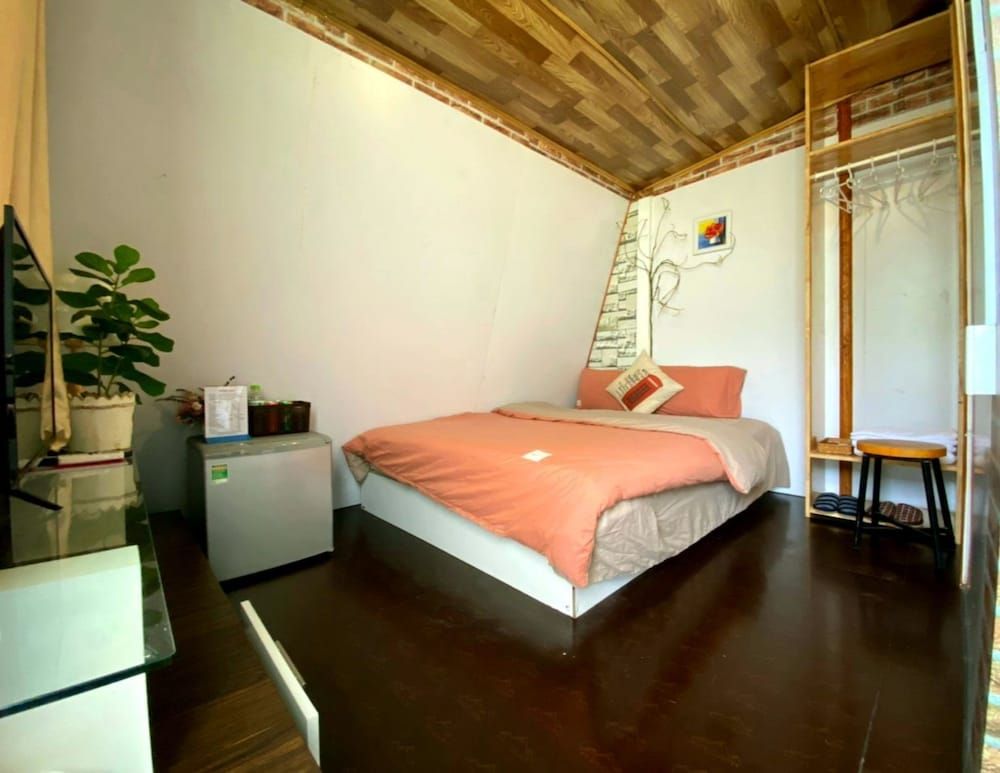 Pho Hoa Boutique Villa Superior Room, Balcony 5