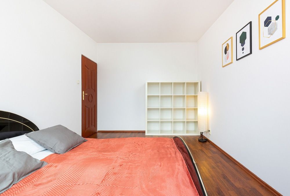 undefined Ursynow Apartments by Renters 9