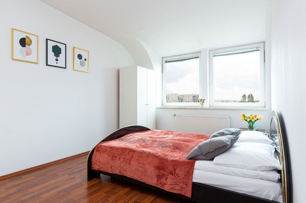 undefined Ursynow Apartments by Renters 7