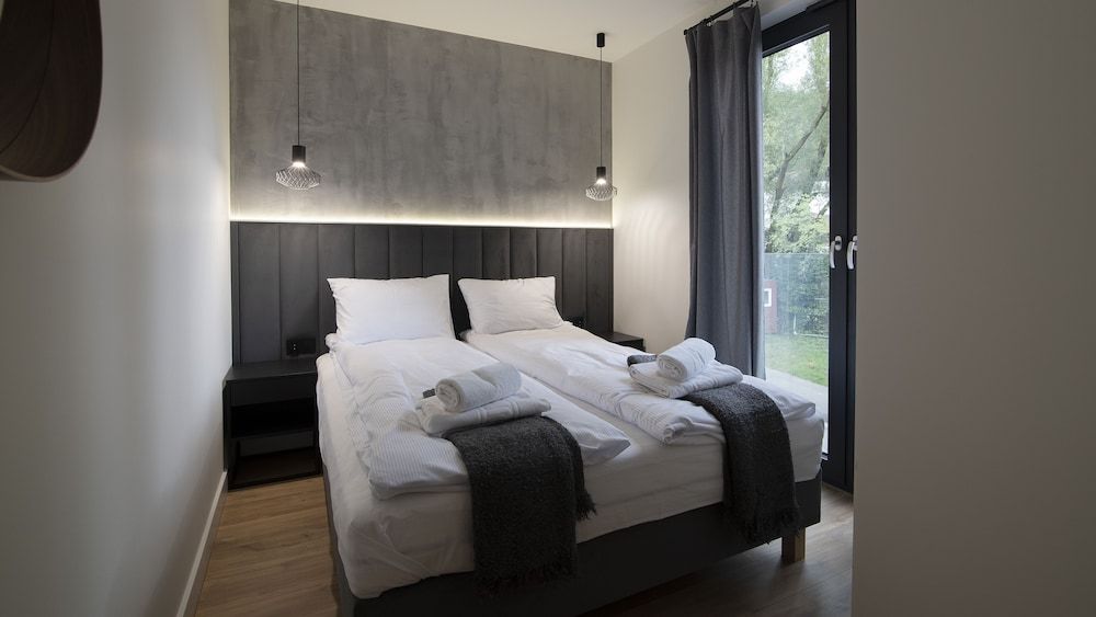 Apartment (B 10)
