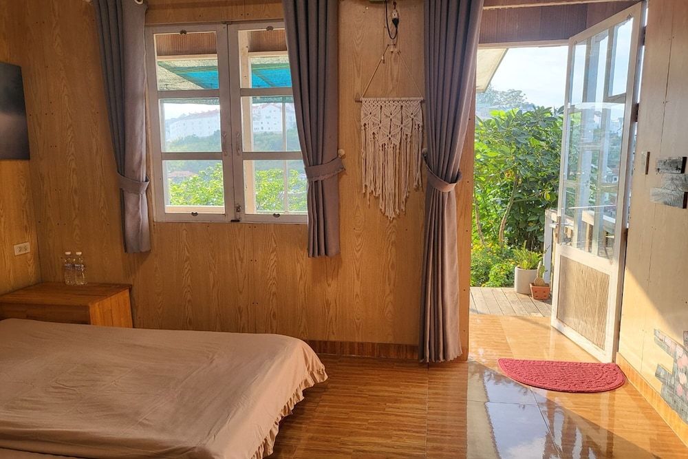 Books Home Dalat Cosy Homestay Double Room 14