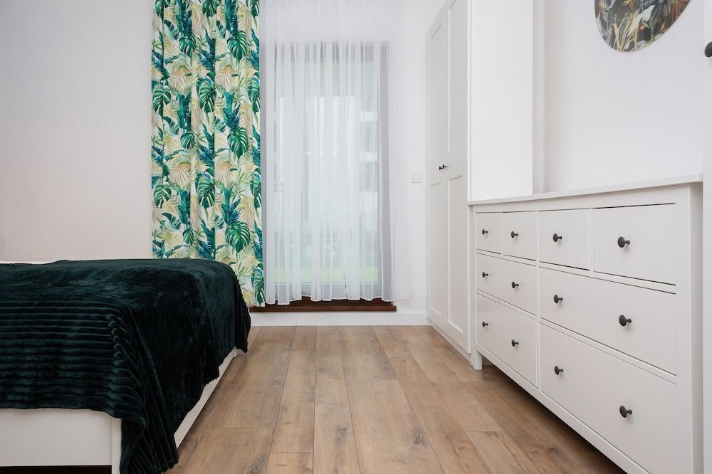 Rzeczypospolitej Apartment by Renters Apartment, 1 Bedroom, Terrace 8