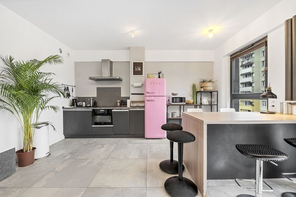 undefined Lumina 4-room apartment in Center