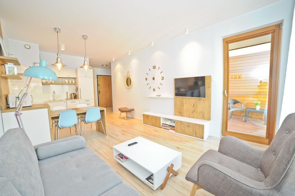 undefined Grand Apartments Pastelowy 7