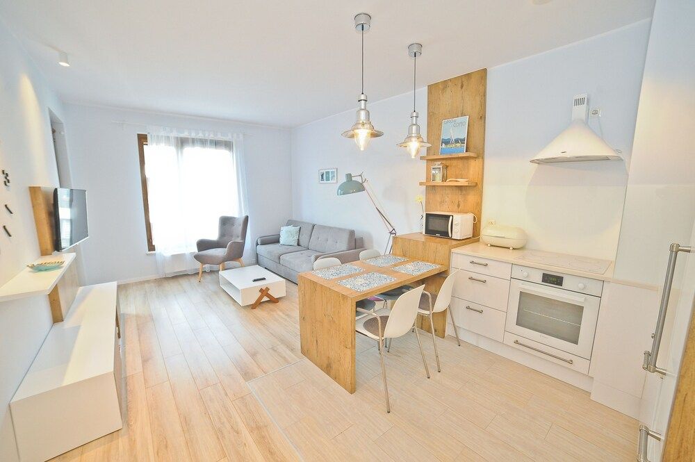 undefined Grand Apartments Pastelowy 8