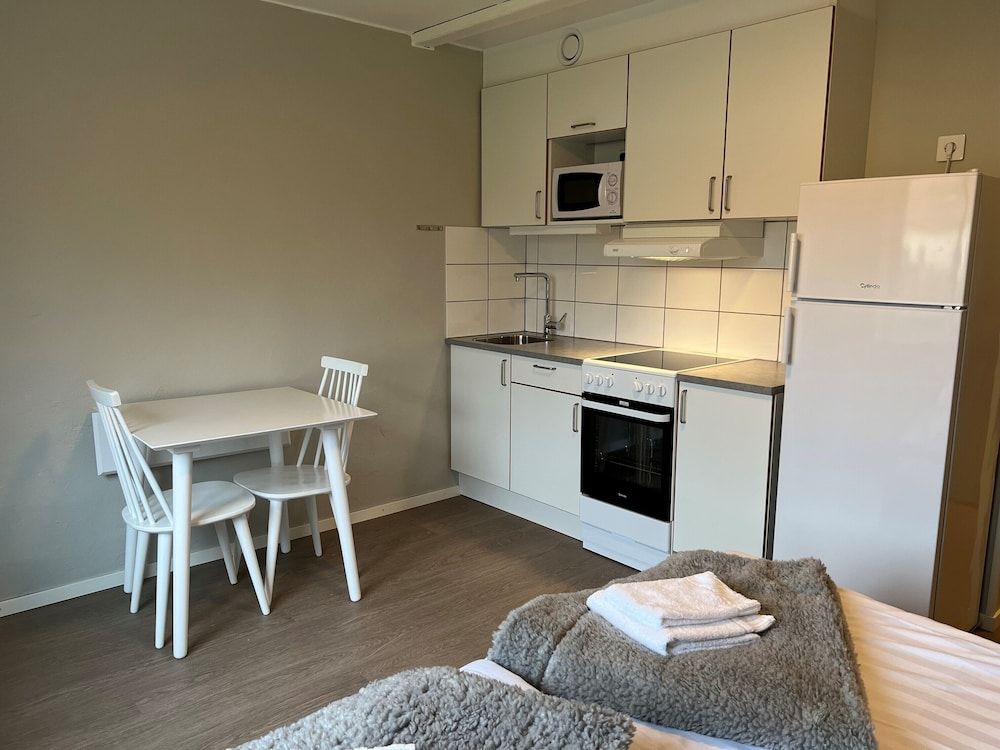 Studio, 2 Twin Beds