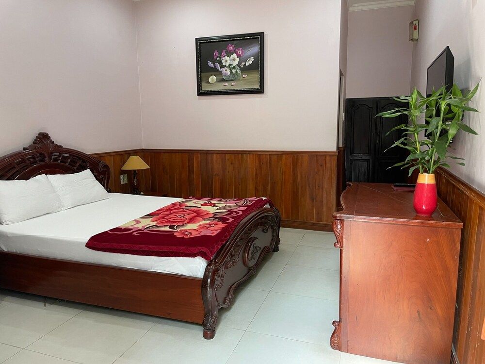 Song Tra Hotel Superior Twin Room 3