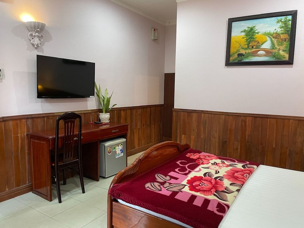 Song Tra Hotel Superior Double Room 3