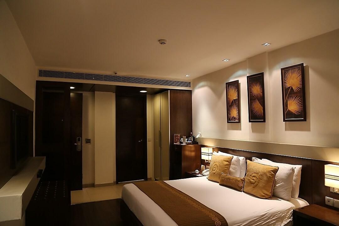 Club Room