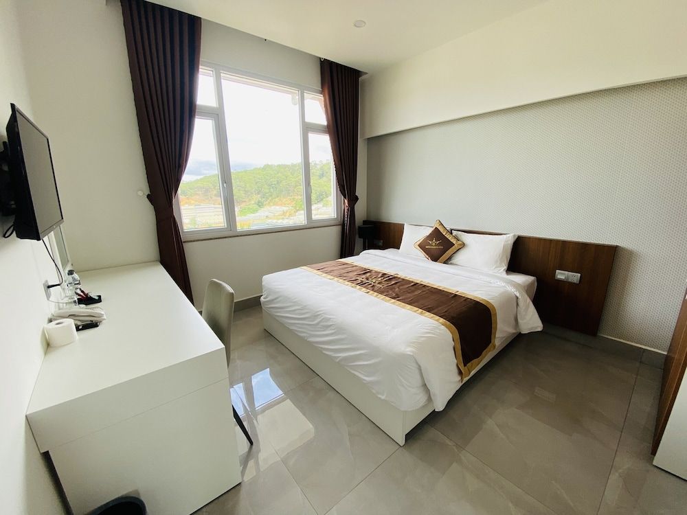 undefined MINH CHIEN SUITE 7