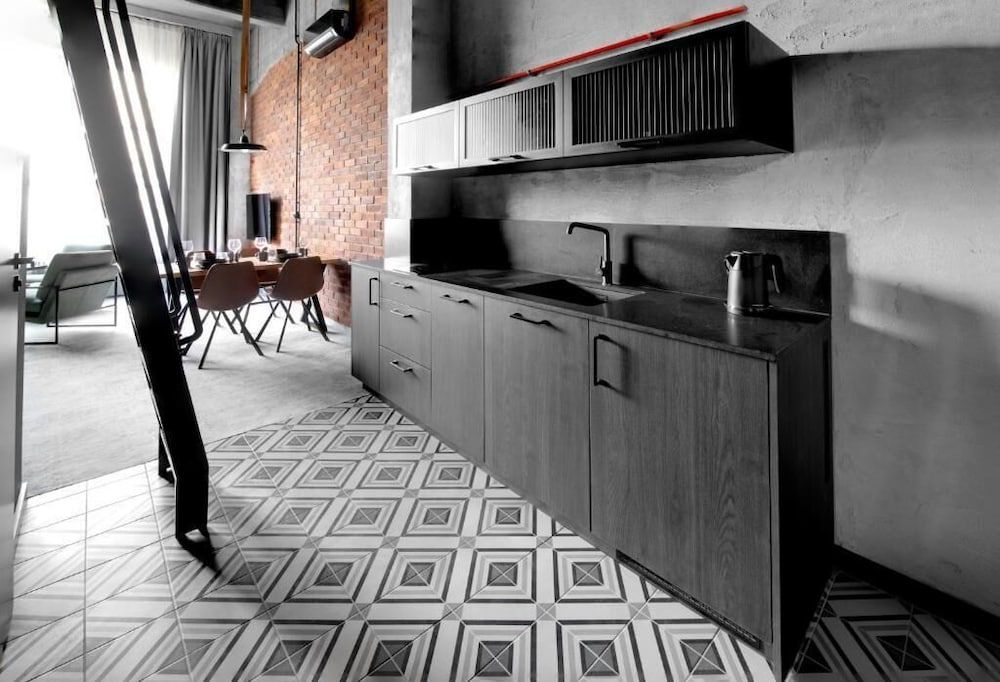 MONTOWNIA Lofts & Experience Loft 37 with mezzanine 5